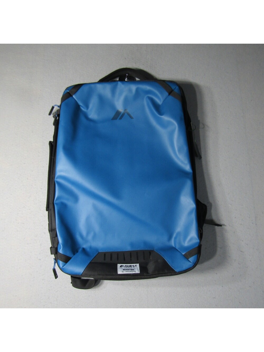NWT Quest Adventure 35L Travel Backpack Blue